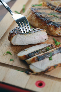 Simple Grilled Pork Chop Recipe with Honey Mustard Glaze